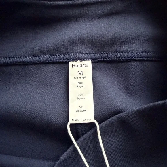 Halara High Waisted Split Hem Cropped Leggings Navy Blue Size M - Picture 3 of 5